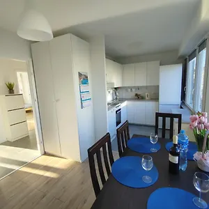 - Niedzwiadek Apartament Warszawa